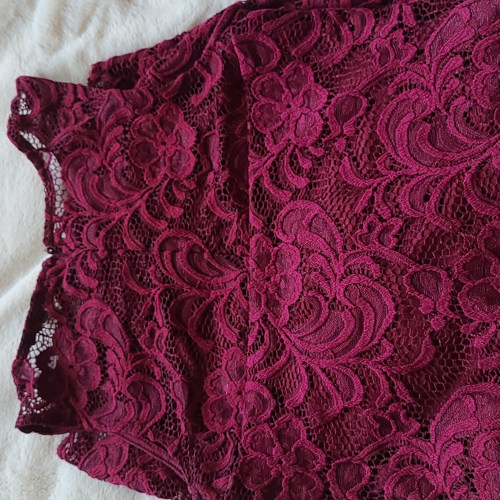 Burgundy Lace Dress - Picture 7 of 8